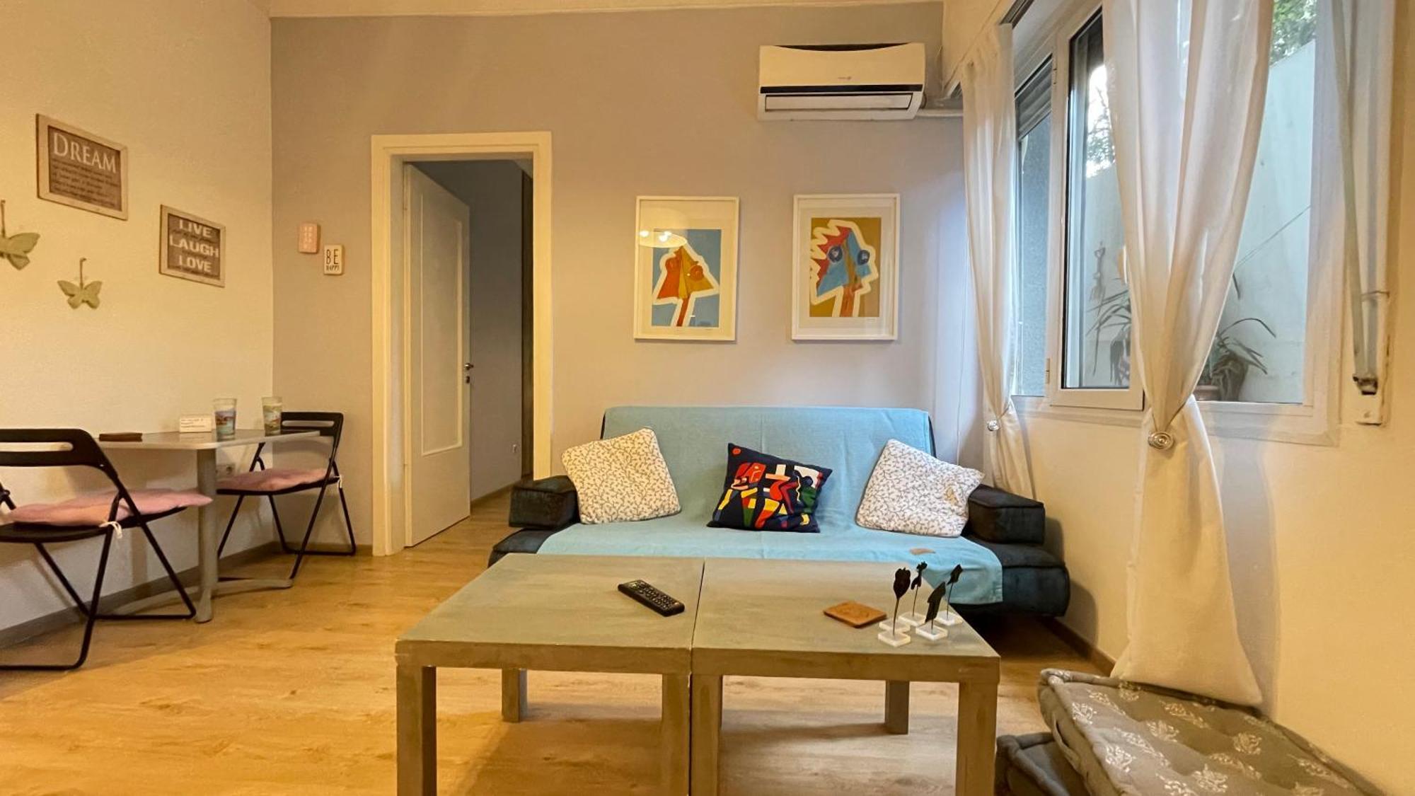 Cozy Apartment Ideally Located City Center And Megaron Moussikis Metro Station Aten Exteriör bild